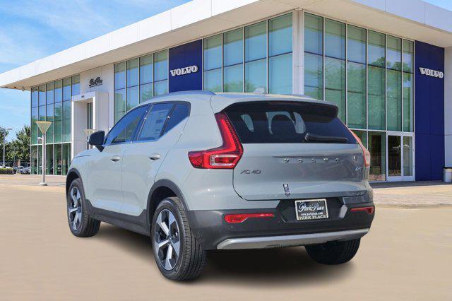 new 2025 Volvo XC40 car, priced at $45,395