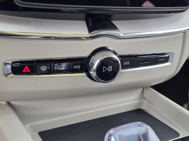 new 2026 Volvo XC60 Plug-In Hybrid car, priced at $80,310