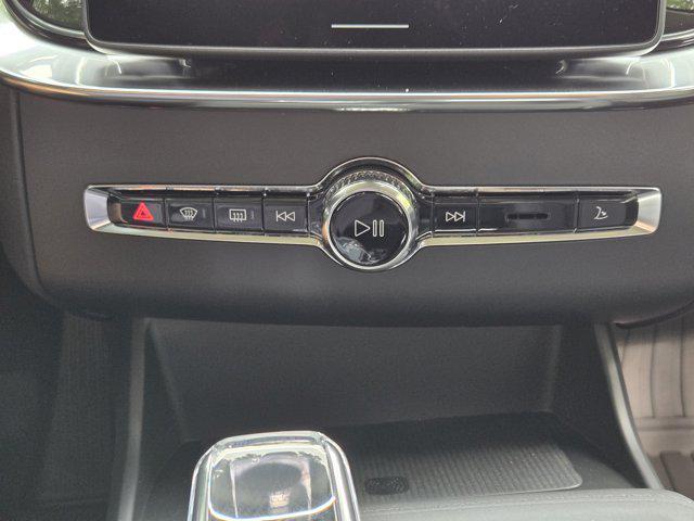 new 2025 Volvo XC90 Plug-In Hybrid car, priced at $82,405