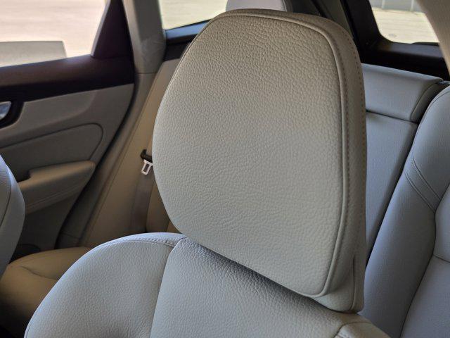 used 2025 Volvo XC60 car