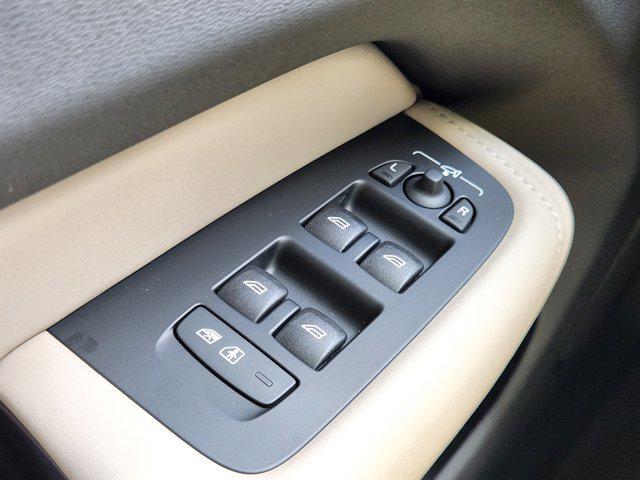 new 2026 Volvo XC60 car, priced at $57,985