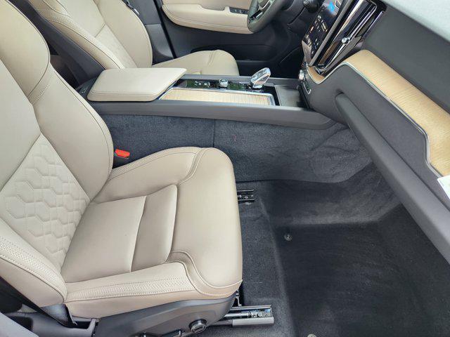new 2026 Volvo XC60 car, priced at $57,985