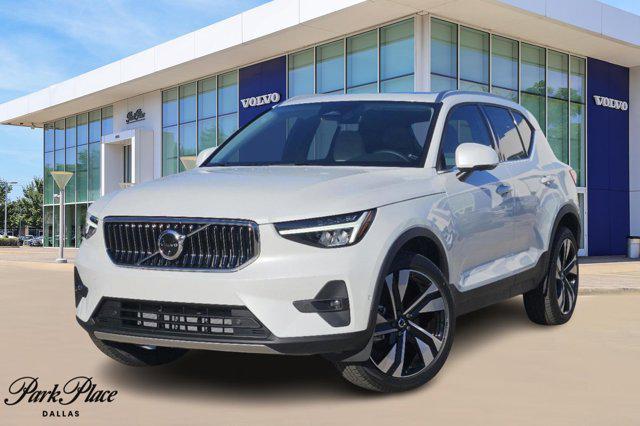 new 2025 Volvo XC40 car, priced at $48,820