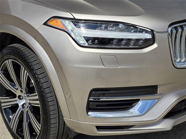 used 2025 Volvo XC90 Plug-In Hybrid car