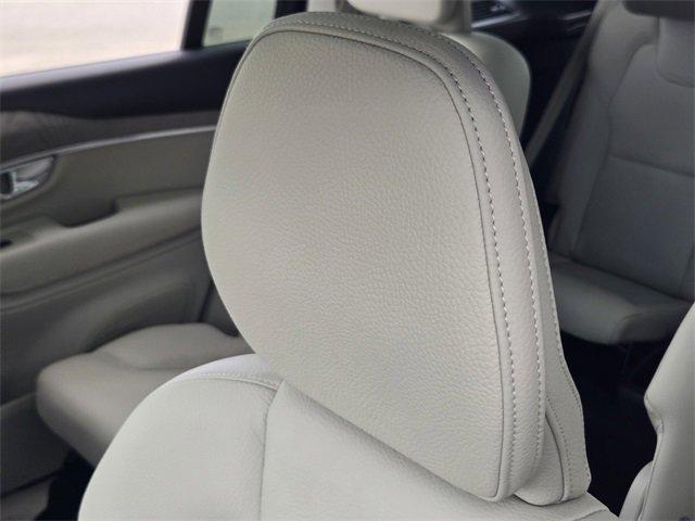 used 2025 Volvo XC90 Plug-In Hybrid car