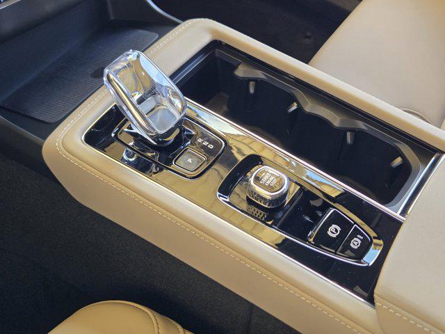 new 2025 Volvo XC90 Plug-In Hybrid car, priced at $78,805