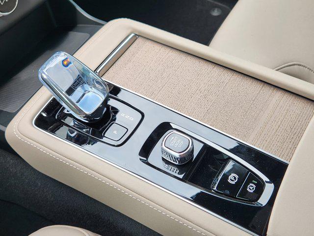 new 2026 Volvo XC90 car, priced at $71,825
