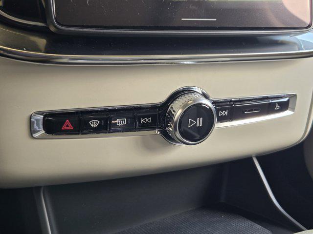 new 2026 Volvo XC90 car, priced at $81,325