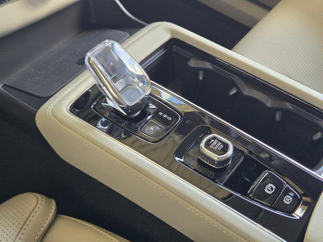 new 2026 Volvo XC90 car, priced at $81,325