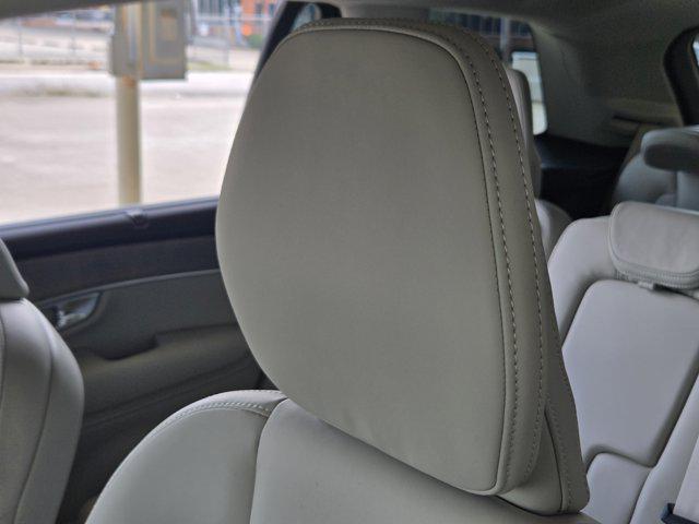 new 2026 Volvo XC90 car, priced at $81,325