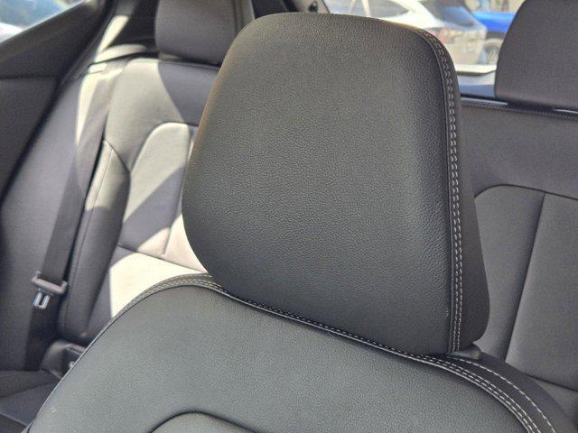 used 2025 Volvo XC40 car, priced at $35,670