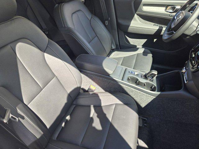 used 2025 Volvo XC40 car, priced at $35,670
