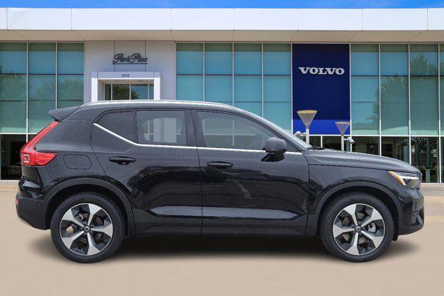 new 2025 Volvo XC40 car, priced at $47,415