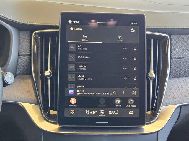 new 2026 Volvo XC90 car, priced at $78,675