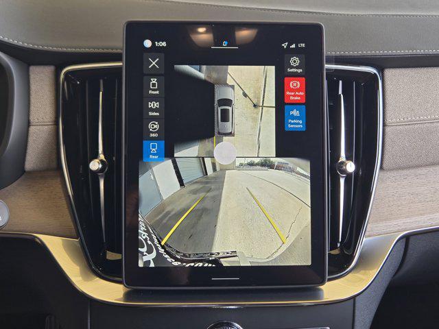 new 2026 Volvo XC90 car, priced at $71,825