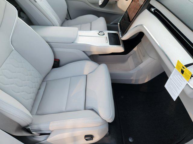 new 2025 Volvo EX90 car, priced at $88,570
