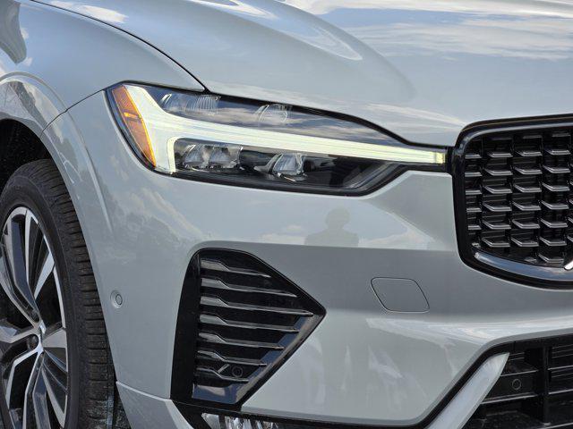 new 2025 Volvo XC60 car, priced at $54,585