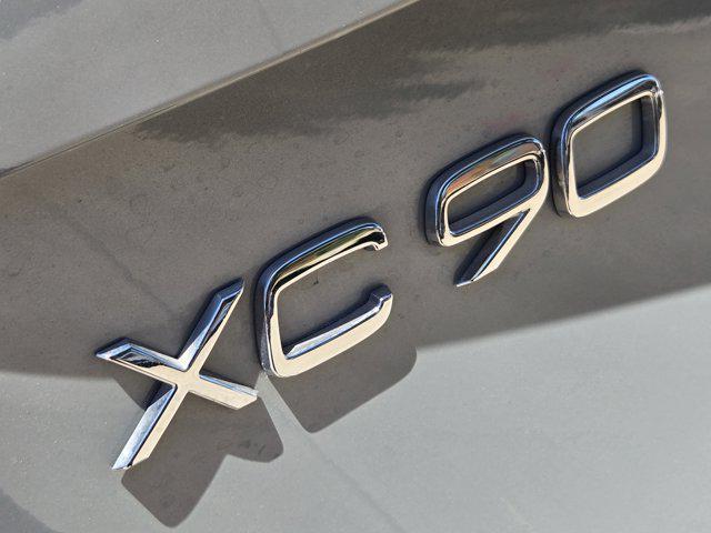 used 2025 Volvo XC90 car, priced at $52,490