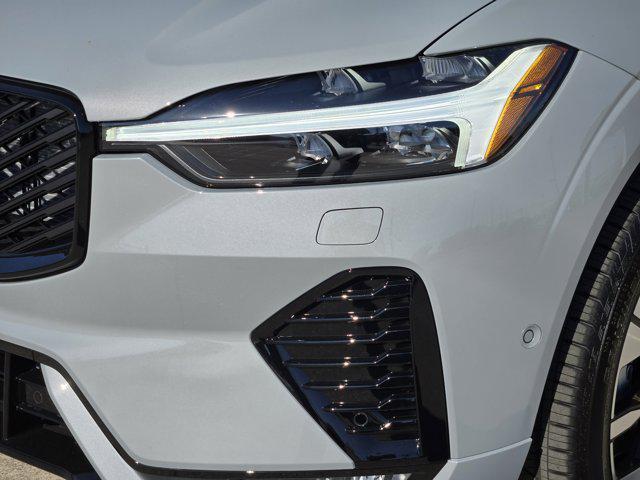 new 2026 Volvo XC60 car, priced at $57,985