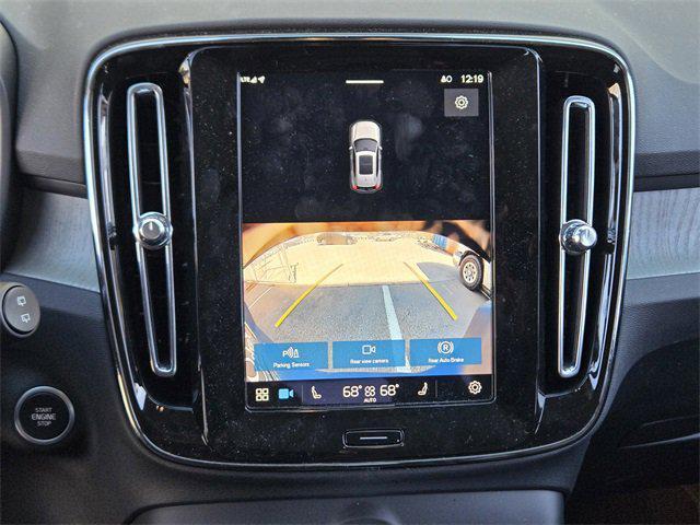 used 2025 Volvo XC40 car, priced at $35,063