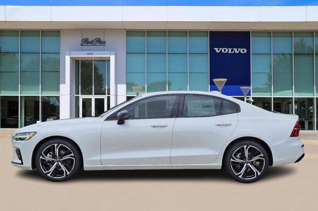 new 2024 Volvo S60 car, priced at $34,997