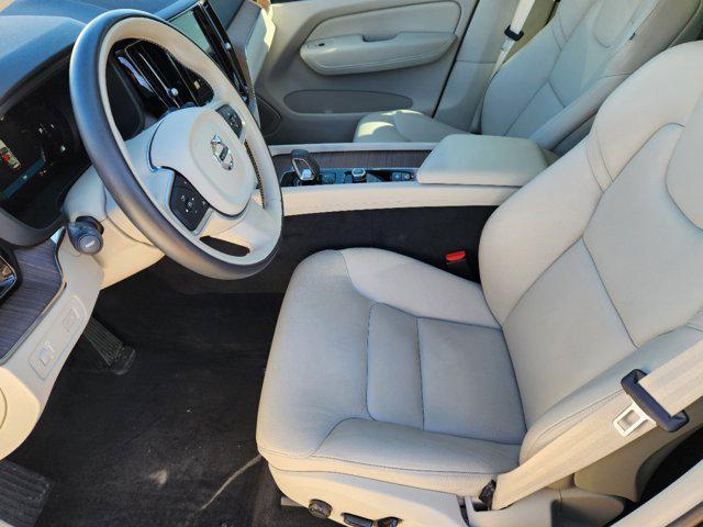 used 2022 Volvo XC60 car, priced at $37,521