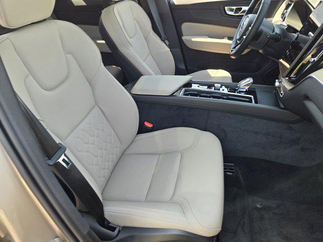 new 2026 Volvo XC60 car, priced at $57,985