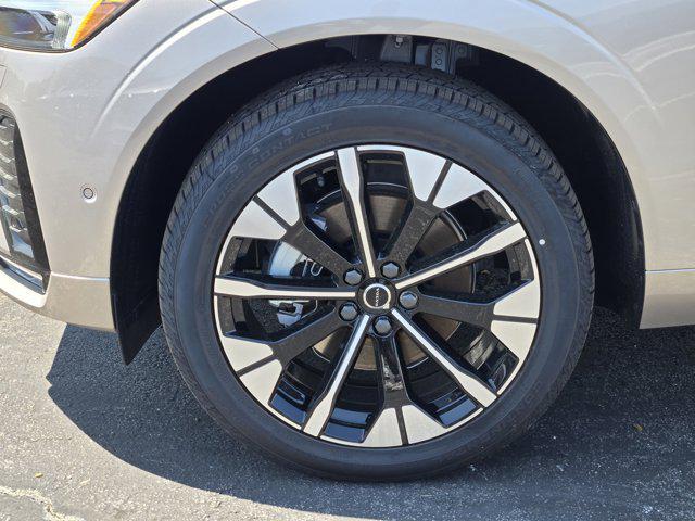 new 2026 Volvo XC60 car, priced at $57,985
