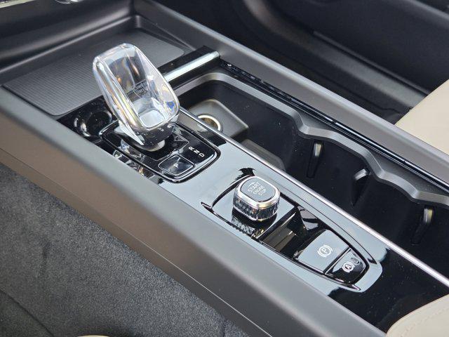 new 2026 Volvo XC60 car, priced at $57,985