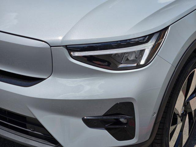 new 2025 Volvo EX40 car, priced at $59,485
