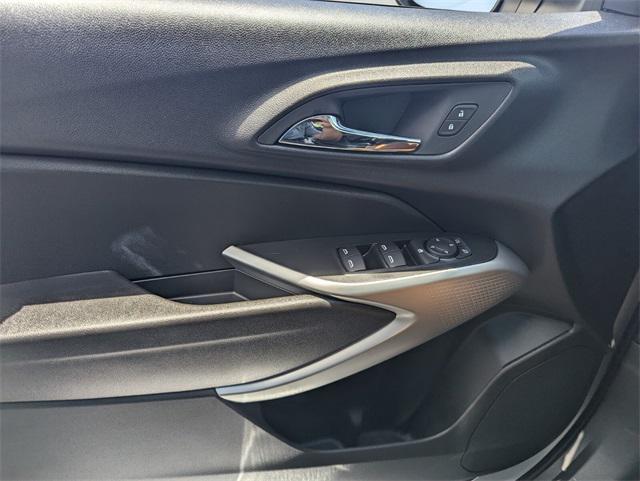 new 2025 Chevrolet Trax car, priced at $23,110