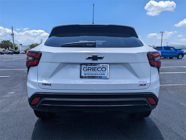 new 2025 Chevrolet Trax car, priced at $23,110