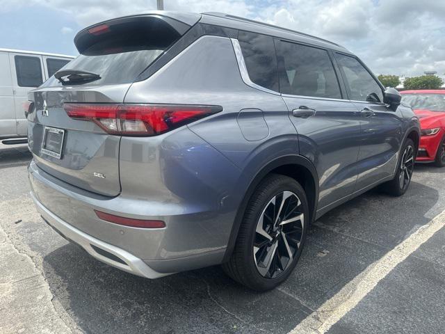 used 2022 Mitsubishi Outlander car, priced at $23,592