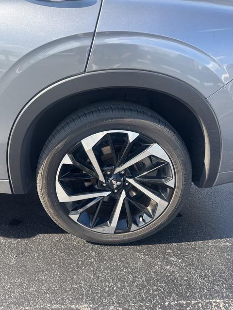 used 2022 Mitsubishi Outlander car, priced at $23,592