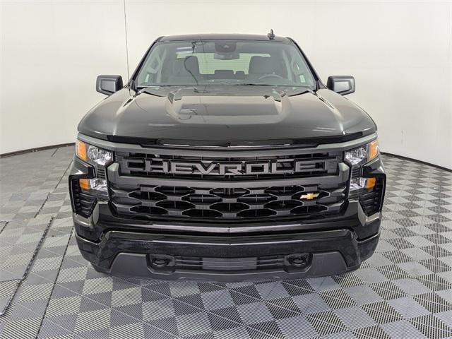 new 2025 Chevrolet Silverado 1500 car, priced at $42,095