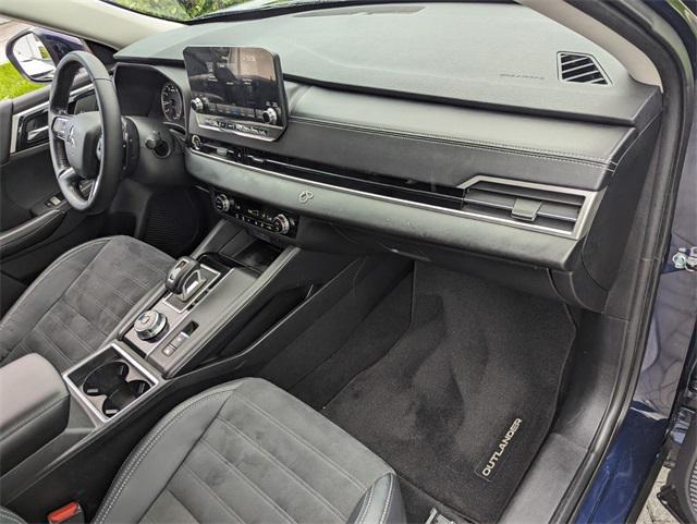 used 2022 Mitsubishi Outlander car, priced at $18,995