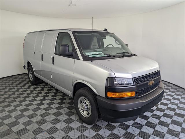 new 2025 Chevrolet Express 2500 car