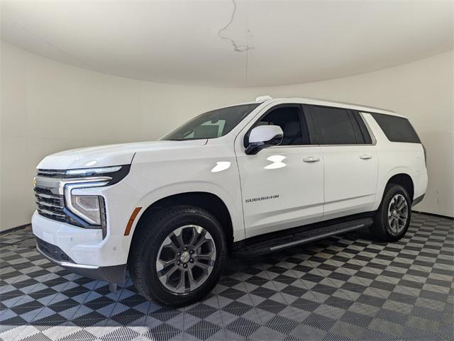 new 2025 Chevrolet Suburban car, priced at $70,010