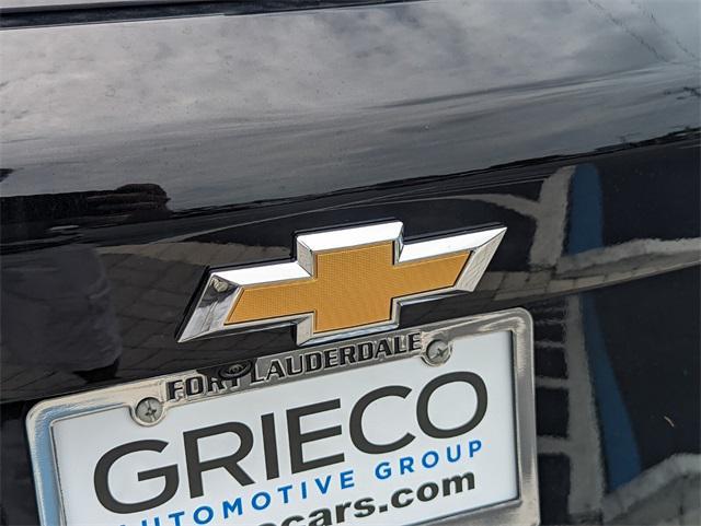 new 2026 Chevrolet Equinox car, priced at $27,428