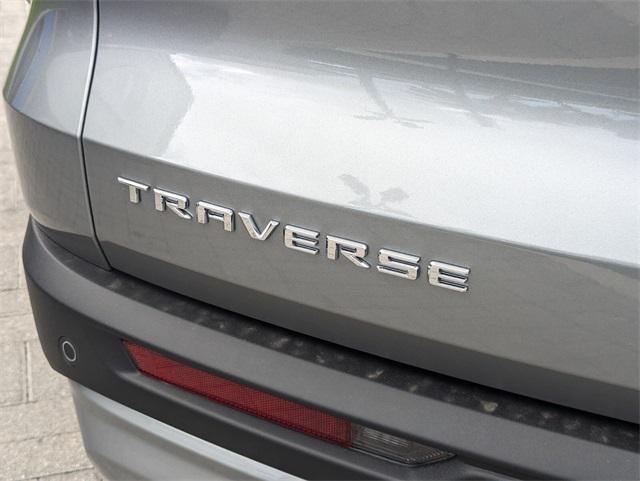 new 2025 Chevrolet Traverse car, priced at $40,264