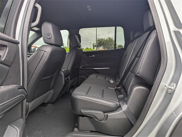 new 2025 Chevrolet Traverse car, priced at $40,264