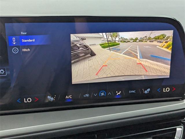 new 2025 Chevrolet Traverse car, priced at $40,264