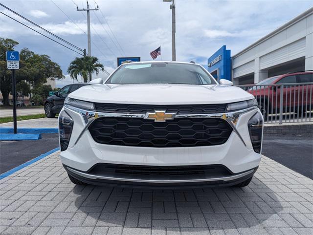 new 2025 Chevrolet Trax car, priced at $23,517