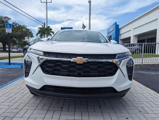 new 2025 Chevrolet Trax car, priced at $18,890
