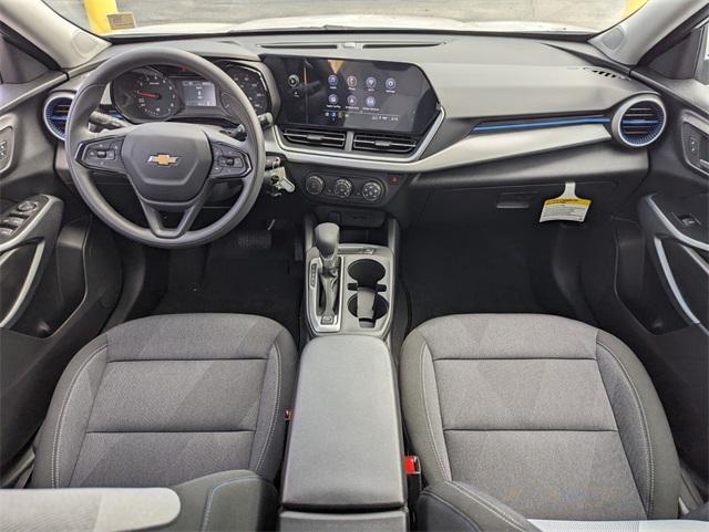 new 2025 Chevrolet Trax car, priced at $18,890