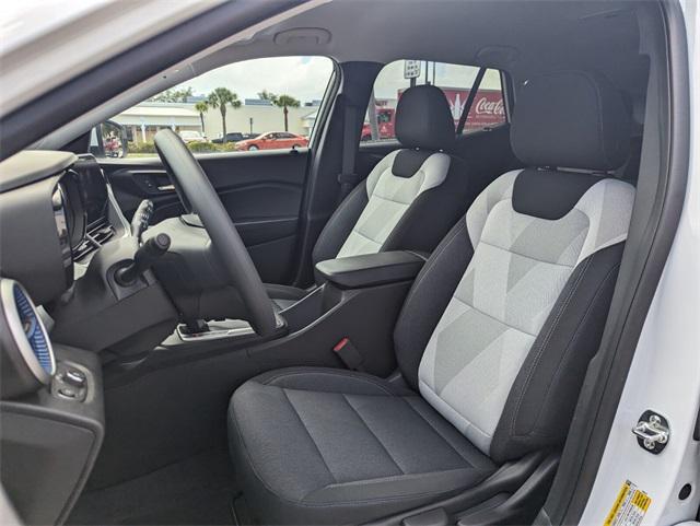 new 2025 Chevrolet Trax car, priced at $18,890