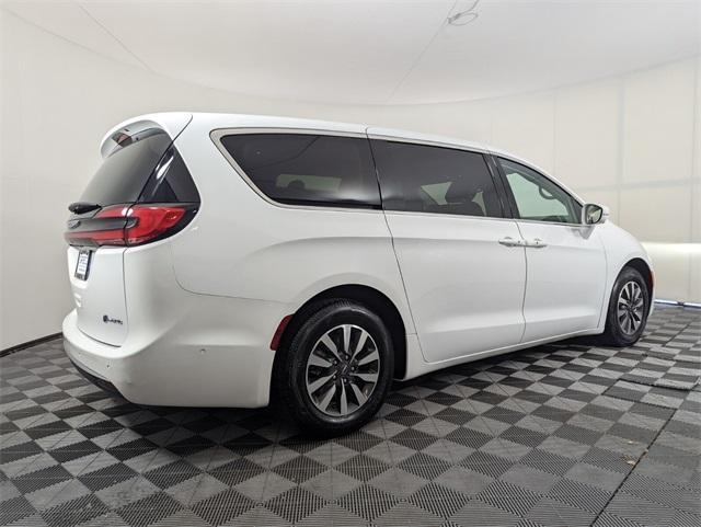 used 2022 Chrysler Pacifica Hybrid car, priced at $24,687