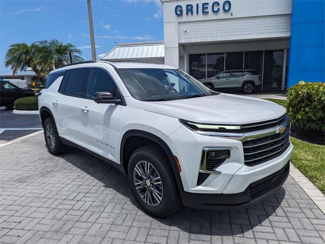 new 2025 Chevrolet Traverse car, priced at $39,814