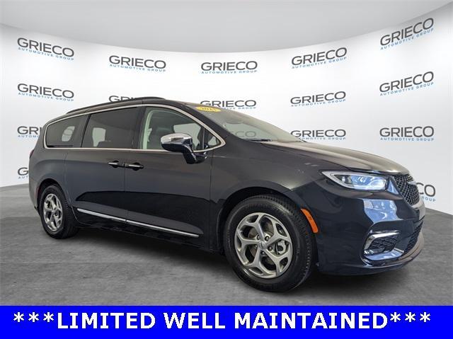 used 2023 Chrysler Pacifica car, priced at $40,989