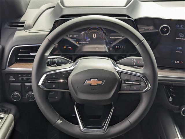 new 2025 Chevrolet Suburban car, priced at $77,718